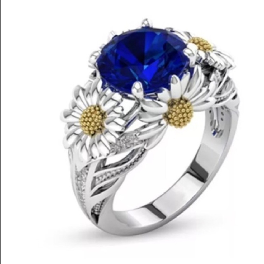 Beautiful daisy ring